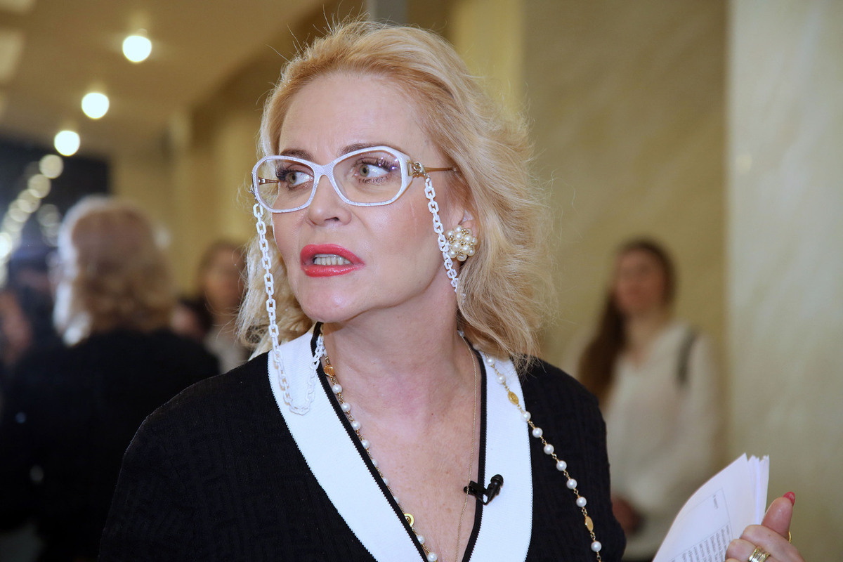 Актриса Яковлева встречается с бывшим мужем и возлюбленными: раскрыты подробности