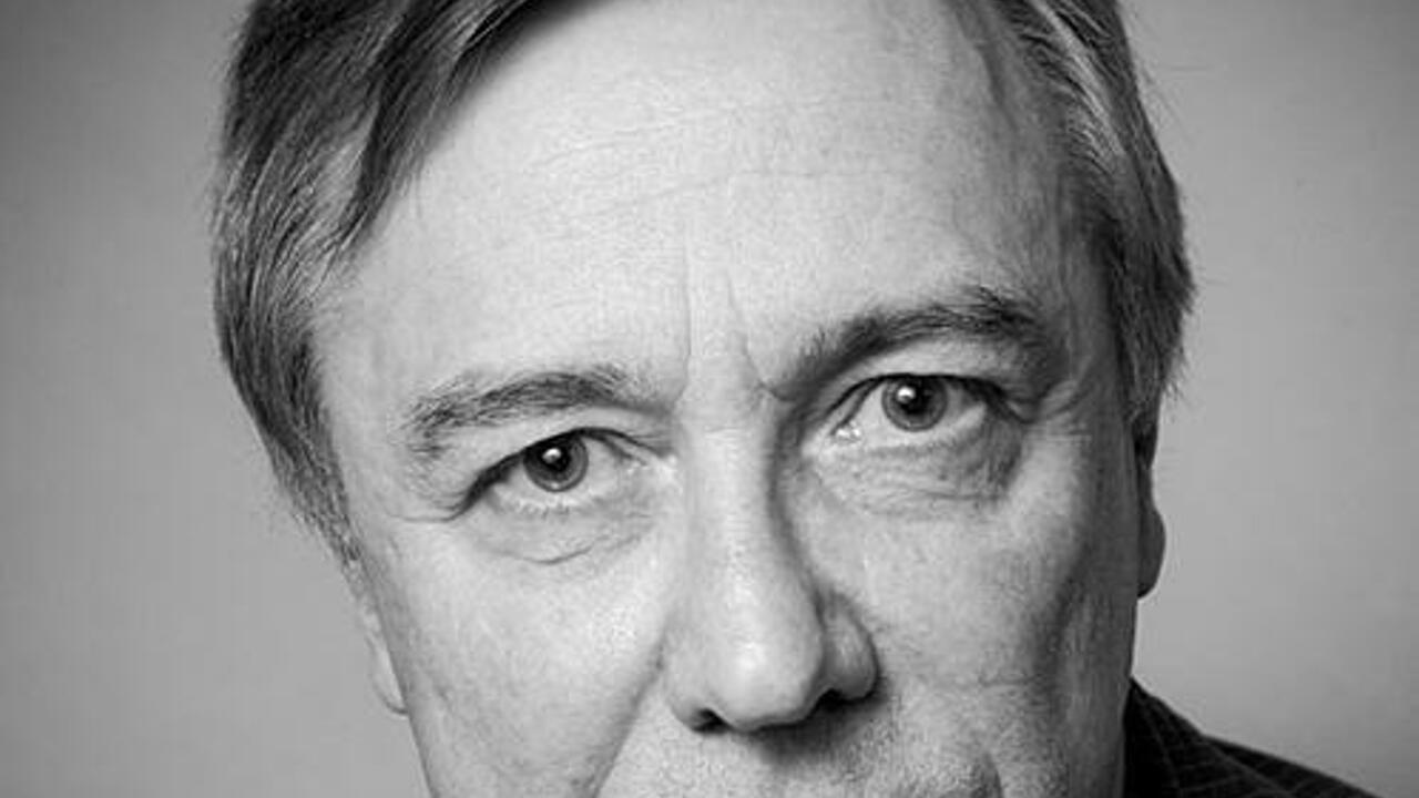 Народный артист Олег Вавилов попал в больницу - ему стало плохо во время спектак