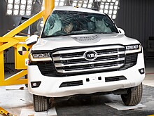 Toyota Land Cruiser 300 2022 года разбился на пути к 5-звездочному рейтингу безопасности в Австралазии