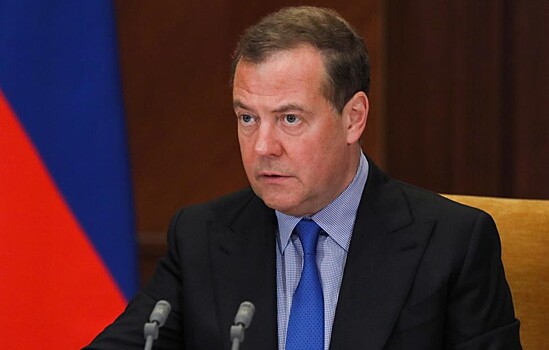 "Агония ООН": Медведев высказался о резолюции по репарациям Украине