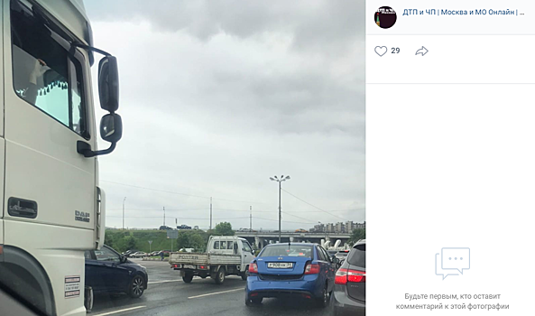 На Машкинском шоссе грузовая фура наскочила на «Киа»