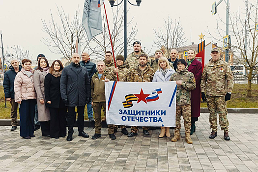 Глава Орехово-Зуевского городского округа Руслан Заголовацкий почтил память воинов возложением цветов к монументам павшим в зоне СВО и в Великой Отечественной войне