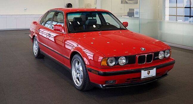 В сети продают 29-летний BMW M5 по цене нового М4