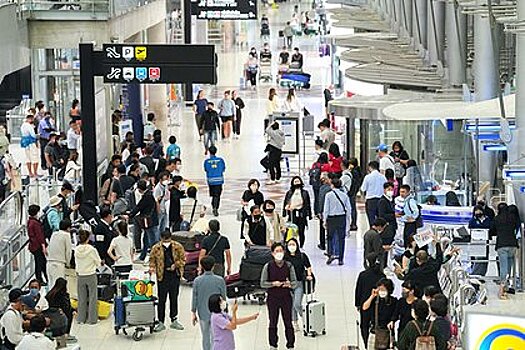 Власти Таиланда отказались от унизительной для туристов процедуры в аэропортах