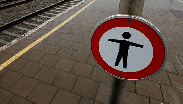 В Болгарии сошел с рельсов пассажирский поезд