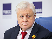 Миронов предложил ввести единую скидку на авиабилеты для студентов