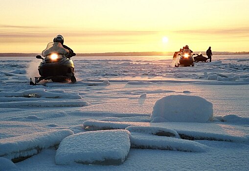 Полицейский вместе с односельчанами отправился на поиски туристов на Онего