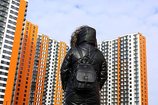 «Несмотря на риск, готовы идти до конца» Россияне покупают квартиры в складчину. Как они зарабатывают на этом миллионы?