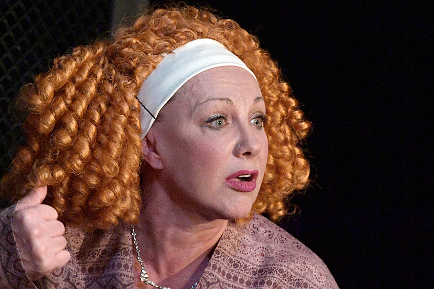 Параллельно Елена Яковлева играет в театре имени Пушкина и "Современнике".