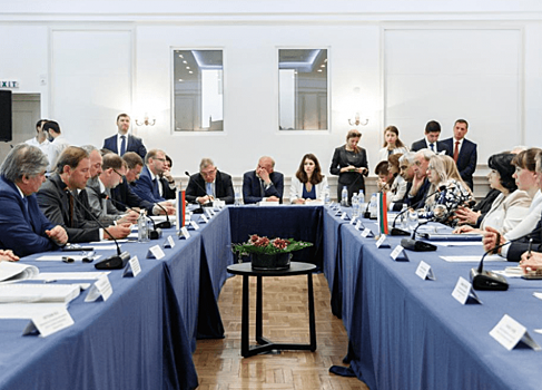 Денис Мантуров и Теменужка Петкова провели российско-болгарскую Межправкомиссию