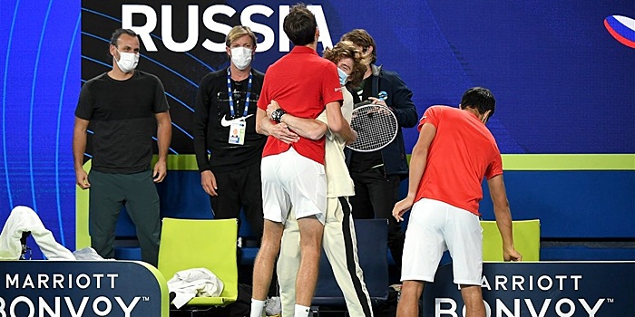 Селиваненко не смог назвать фаворита в матче Рублева и Медведева в Дубае