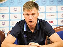 Юрий Максимов: "В России можно играть в полноги, а получать все равно больше, чем в Германии"