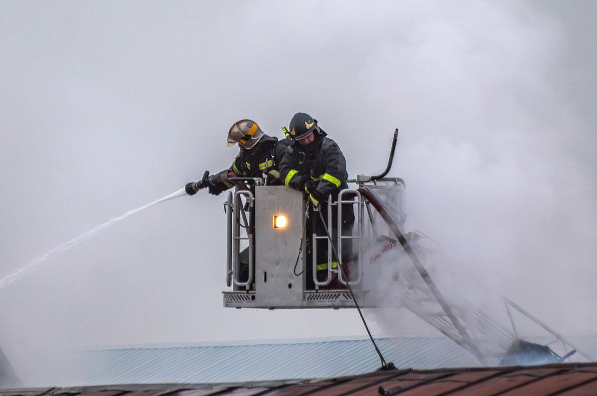 Мужчина поджег дом с россиянкой и ее детьми внутри