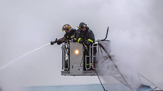 Мужчина поджег дом с россиянкой и ее детьми внутри
