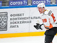 «Амур» заключил новый контракт с нападающим Евгением Грачёвым