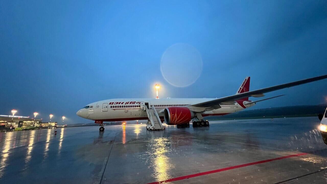 РИА Новости: борт Air India прибыл в Сан-Франциско