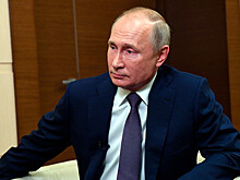 Путин пожурил чиновников из-за снятых шапок