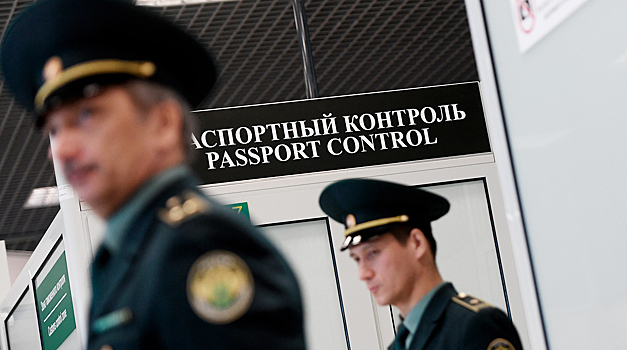 «Единая Россия» предложила запретить въезд в страну русофобам и оскорбляющим ветеранов