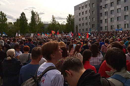 В Сыктывкаре на митинг против свалки в Шиесе вышли больше пяти тысяч человек