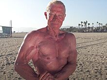 75 лет в спорте: старейший бодибилдер в мире раскрыл секреты своего долголетия