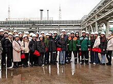 Для учеников 10-й школы прошел необычный урок химии на производстве "ТАИФ-НК"