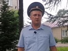 В поселке Ливадия Приморского края участковый уполномоченный полиции из Уссурийска спас тонувших в море отца и сына