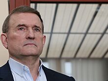 На Украине ввели санкции против Медведчука и Коломойского