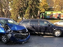 "Кума, жива?" Украинка устроила ДТП в прямом эфире Instagram. Видео
