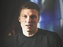 Автомобиль красноярского боксёра Андрея Ефременко подожгли после драки с его участием в ночном клубе