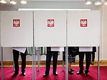 Правящая партия Польши вырвалась вперед на парламентских выборах
