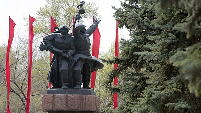 «Ветеран уходит, а память остантся»: в Абакане остался всего один живой участник войны — как город готовится к 9 Мая