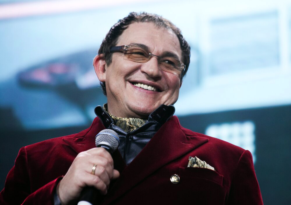 Жена Полина специально свела Диброва с Гусевой: разработала целый план