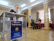 В Волгограде жители ДНР и ЛНР голосуют на референдуме