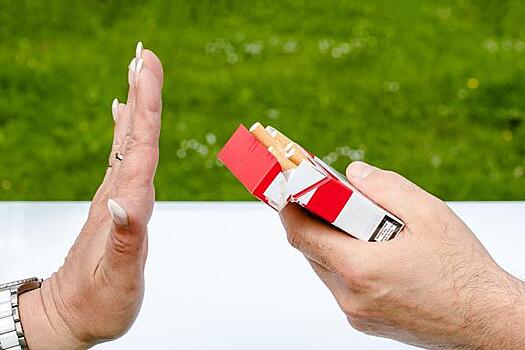 В Минтруде считают, что курение не может быть причиной штрафов на работе