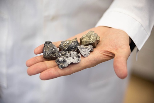 Уральские ученые подобрали сорбенты для извлечения золота и серебра