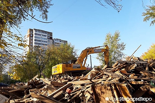 Реновация в Екатеринбурге: куда денут обломки десятков снесенных домов?