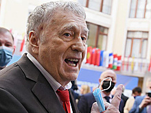 Ургант ответил на угрозу Жириновского закрыть его шоу