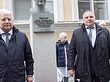 Памятник основоположнику советской педиатрии Воронцову открыт в Петербурге