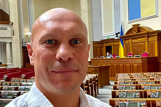 Экс-депутат Рады Кива заявил, что Зеленский обратился к украинцам из "бункера"