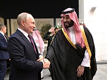 В Великобритании приревновали Путина после его визита в ОАЭ