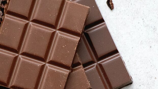 Названы неочевидные полезные свойства шоколада