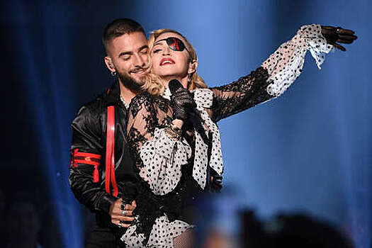 Мадонна "сблизилась" с певцом Малумой младше нее на 36 лет