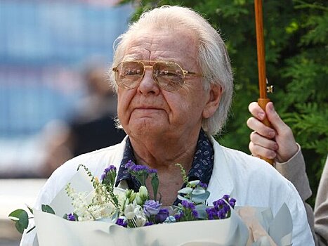 Концертный директор Юрия Антонова опроверг слухи о госпитализации певца