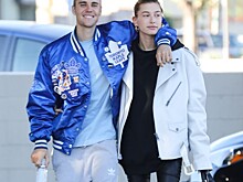 Неловко! Джастин и Хейли Бибер столкнулись с бывшей девушкой певца