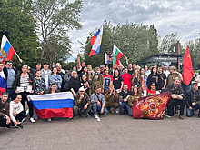 В Британии прошел автопробег в память о Победе советских войск в ВОВ