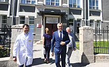 Андрей Травников одобрил план капремонта помещений детской больницы