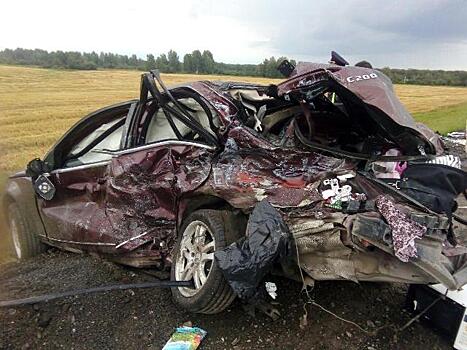 В ДТП на трассе Екатеринбург-Тюмень пострадали четверо детей