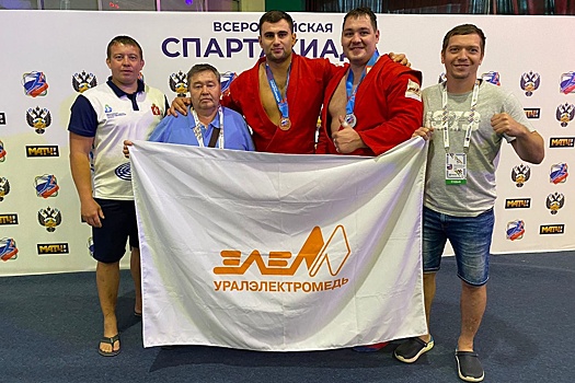 Самбисты УГМК ударно завершили сезон