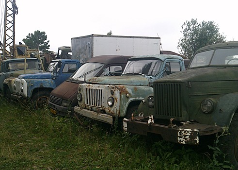 В Новосибирске нашли кладбище с ржавыми машинами