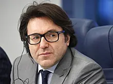 Телеведущий Малахов впервые представил 8-летнего сына публике